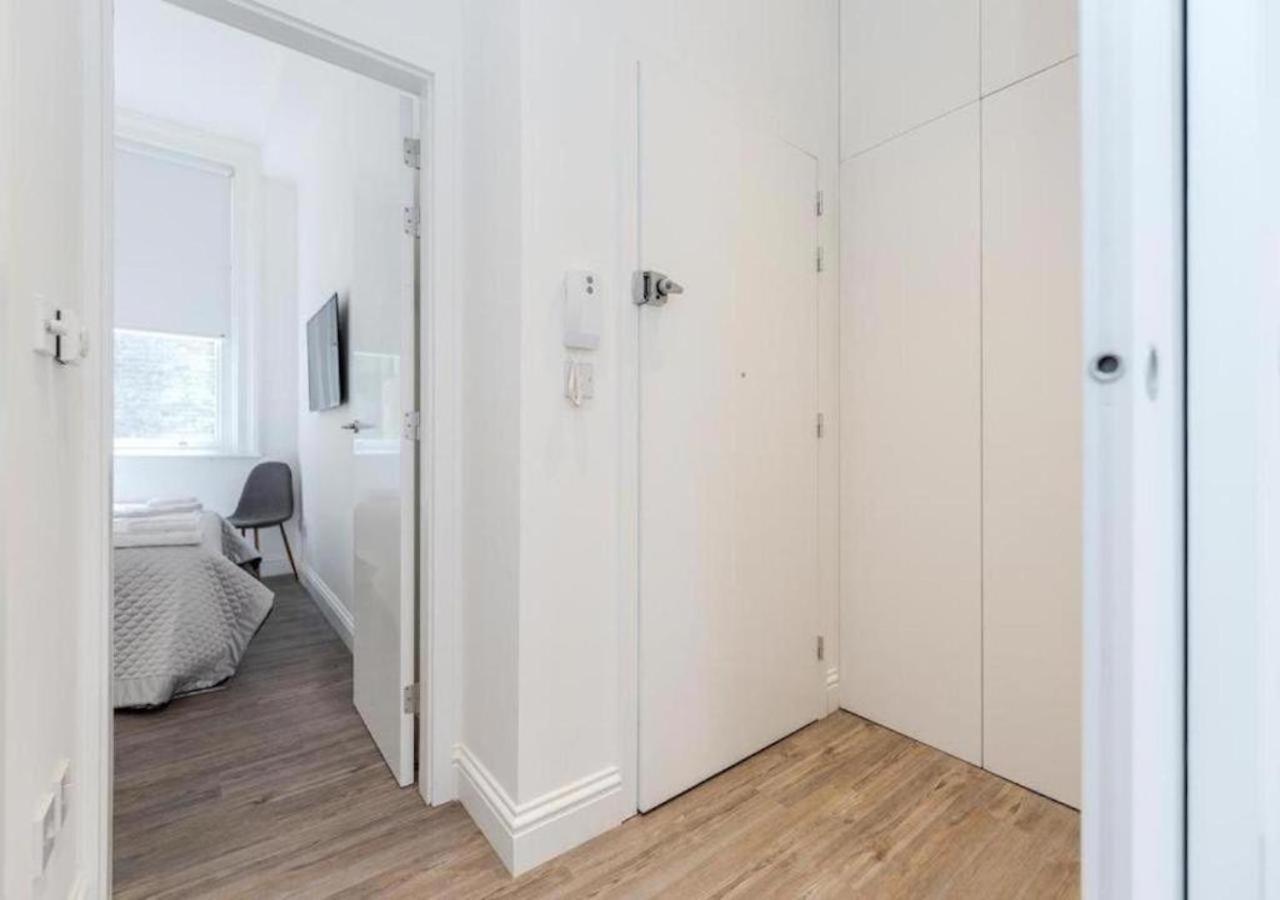 Babylon Piccadilly Apartment London Exterior photo