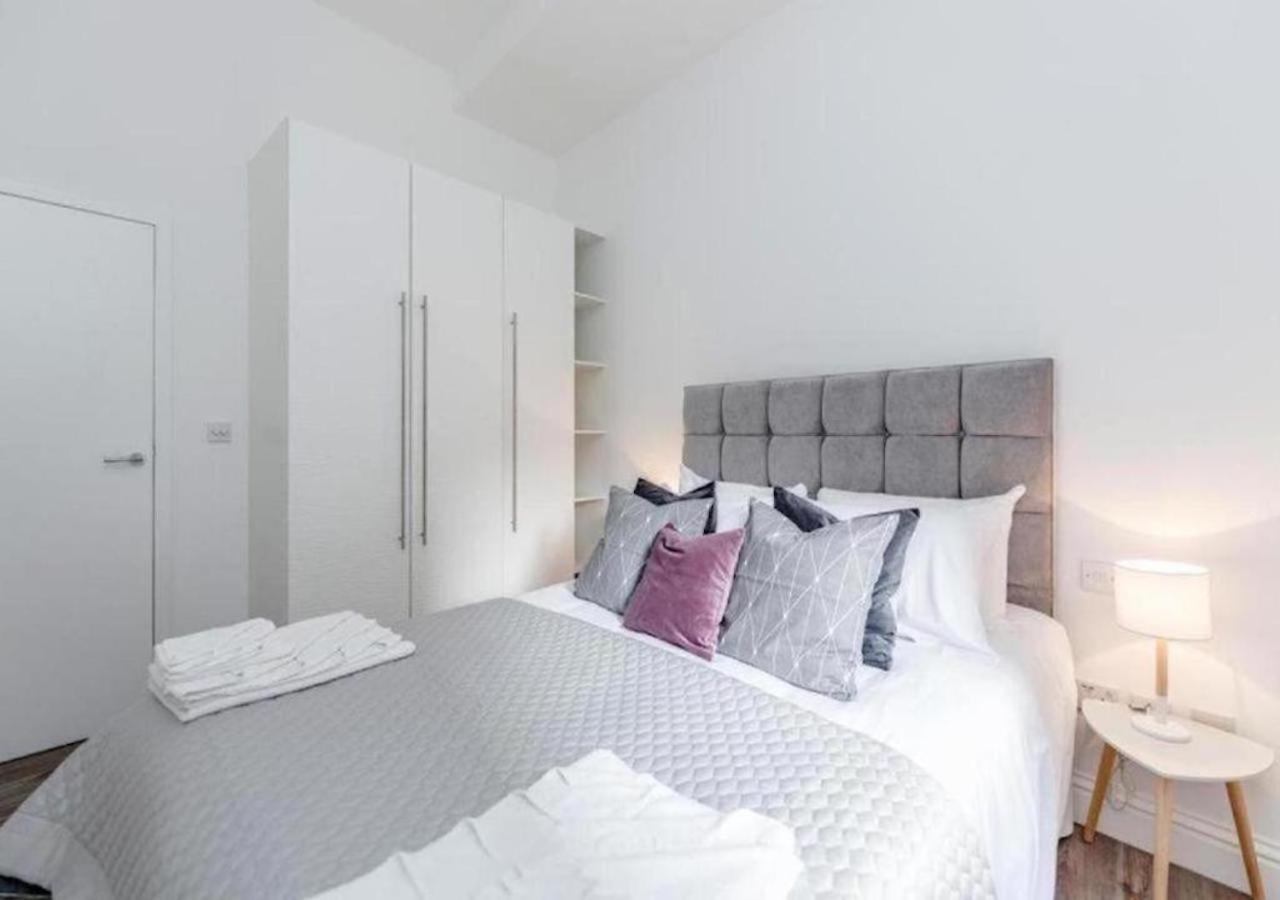 Babylon Piccadilly Apartment London Exterior photo
